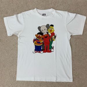 KAWS x Sesame Street UNIQLO Collection T-Shirt